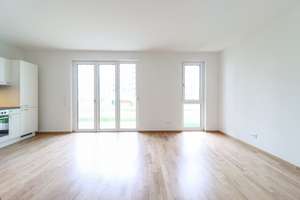 Lichtdurchflutete Erdgeschosswohnung mit Terrasse und modernem Wohnambiente – Mathilde-Maier-Str. 13, 60326 Gallus, Frankfurt am Main – Vorschaubild 2