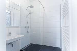 Exklusive, vollständig renovierte 2-Zimmer-Wohnung mit luxuriöser Innenausstattung in Düsseldorf – Wetterstraße 12, 40233 Flingern Nord, Düsseldorf – Vorschaubild 2