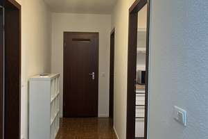 Stilvolle 2-Zimmer-Whg. mit Balkon & Tiefgarage in Bonn-Duisd. – möbliert & langfristig zu vermieten – Die vollständige Adresse der Immobilie erhältst du vom Anbieter., 53123 Duisdorf, Bonn – Vorschaubild 2