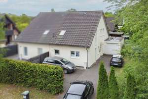 Ihr neues Zuhause: Moderne Doppelhaushälfte mit schönem Garten in Gütersloh (EEK B)