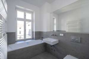 Lichtdurchfluteter Altbau - Kapitalanlage oder neues Zuhause – Die vollständige Adresse der Immobilie erhältst du vom Anbieter., 12435 Alt-Treptow, Berlin – Vorschaubild 5