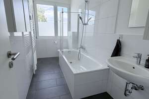 Moderne 3-Zimmer-Wohnung nach Kernsanierung mit Balkon in Unterbach – Gerresheimer landstraße 125, 40627 Unterbach, Düsseldorf – Vorschaubild 4
