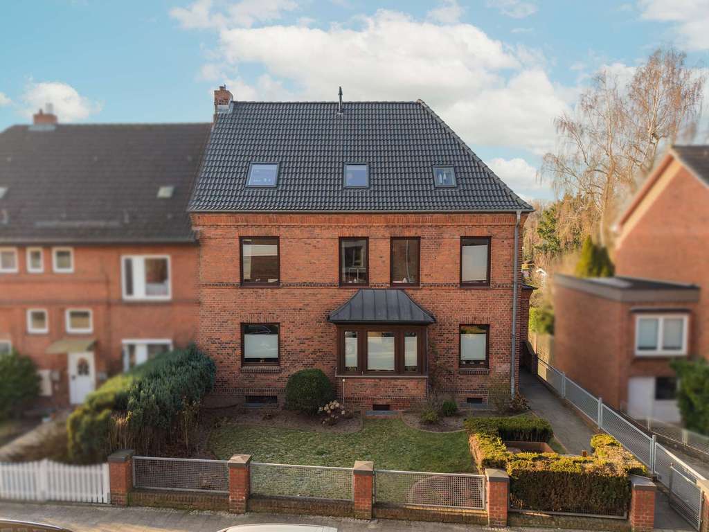 Immobilie in Molfsee - Gepflegte Kapitalanlage mit vier Einheiten in gefragter Lage von Kiel - Bild 0