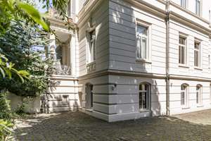 WOW *Paul & Partner* IM AUKAMM ! TRAUMWOHNUNG IN PRACHTVOLLER ALTBAUVILLA MIT GARTEN ! – Die vollständige Adresse der Immobilie erhältst du vom Anbieter., 65189 Nordost, Wiesbaden – Vorschaubild 31