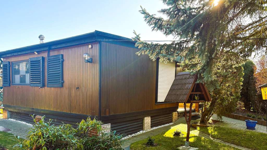 Immobilie in Fraureuth - WOCHENENDGRUNDSTÜCK MIT TERRASSE & GARAGE IN IDYLLISCHER & RUHIGER LAGE! - Bild 1