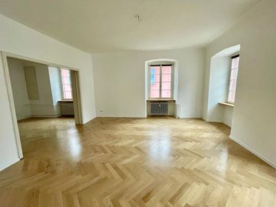 Exklusive 5 - Zimmer Wohnung in Endingen