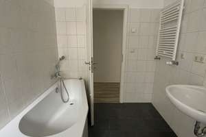 Großzügige 3-Raum-Wohnung mit Balkon! – Oebisfelder Straße 27, 39126 Rothensee, Magdeburg – Vorschaubild 5