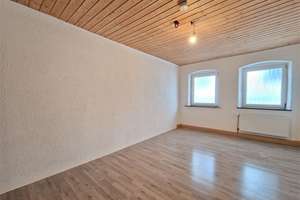 Voll vermietetes Mehrfamilienhaus mit Ausbaupotenzial in zentraler Lage – Die vollständige Adresse der Immobilie erhältst du vom Anbieter., 94110 Wegscheid – Vorschaubild 8