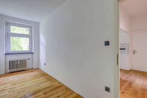 Renovierungsbedürftige, sehr gut geschnittene und helle 3 Zimmerwohnung – Die vollständige Adresse der Immobilie erhältst du vom Anbieter., 12105 Tiergarten, Berlin – Vorschaubild 13