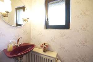 JA, zum soliden Einfamilienhaus mit Garage und gepflegten Garten in Solingen-Katternberg – Die vollständige Adresse der Immobilie erhältst du vom Anbieter., 42657 Burg/Höhscheid, Solingen – Vorschaubild 10