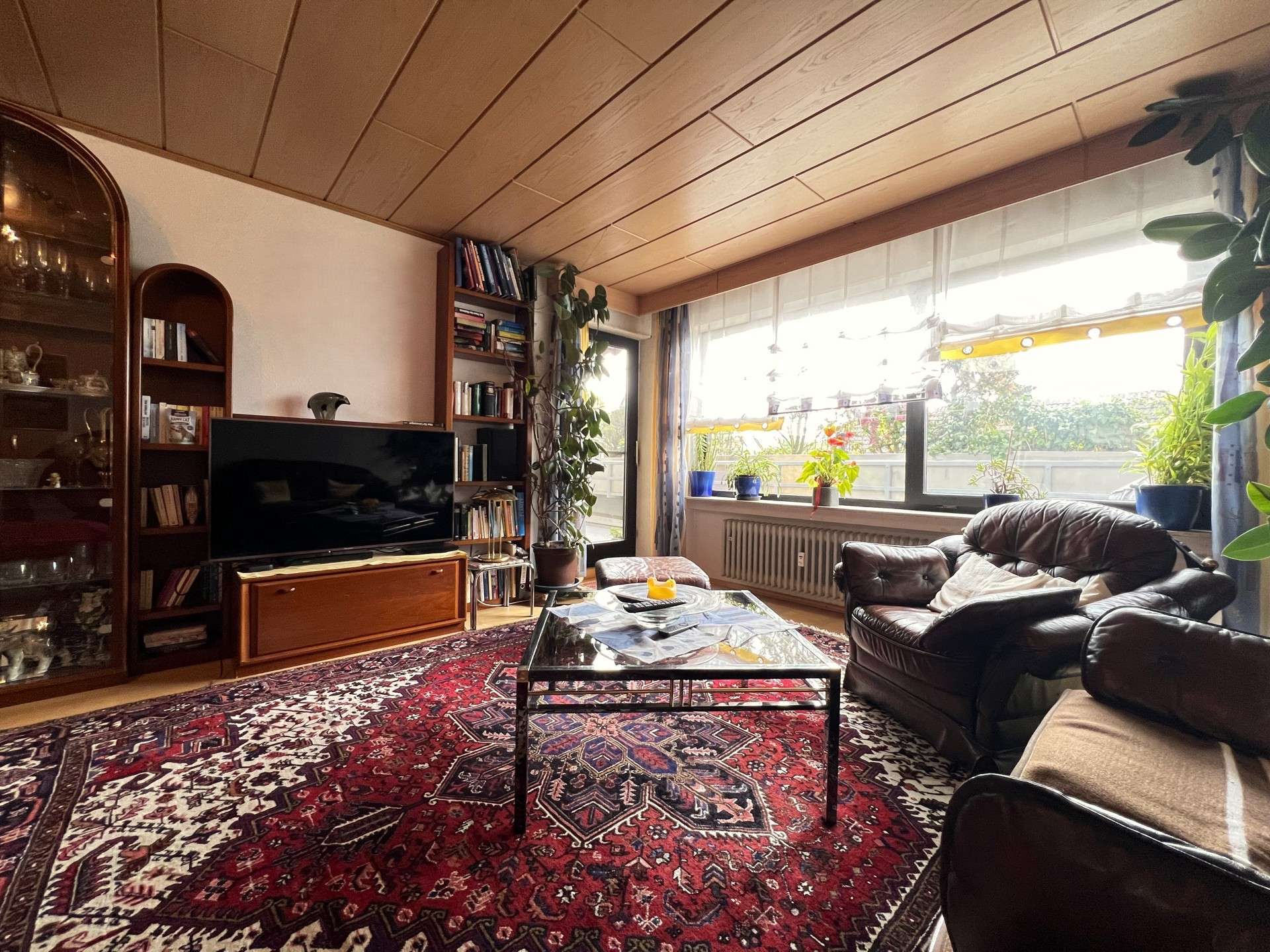 Immobilie in Dietenheim - Familienfreundliche 4-Zimmer-Wohnung mit Balkon und Tiefgarage in Dietenheim - Bild 3