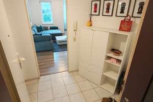 Gemütliche 2 ZKB-Wohnung mit Einbauküche u. Kfz-Stellplatz ab 01.02.2026 – Thujaweg 7, 76149 Neureut, Karlsruhe – Vorschaubild 1