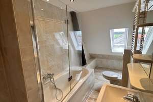 Maisonette-Wohnung mit großer 40m² Dachterrasse in Sinsheim-Hilsbach – Am Zehnt 9, 74889 Sinsheim – Vorschaubild 5