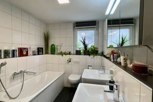 Gartenidylle mitten in der Stadt: 
3 Zimmer mit Küche, Aufzug und Tiefgarage – Die vollständige Adresse der Immobilie erhältst du vom Anbieter., 70191 Heilbronner Straße, Stuttgart – Vorschaubild 4