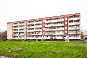 Ruhig gelegene 3-Raum-Wohnung mit Loggia in der 1. Etage
