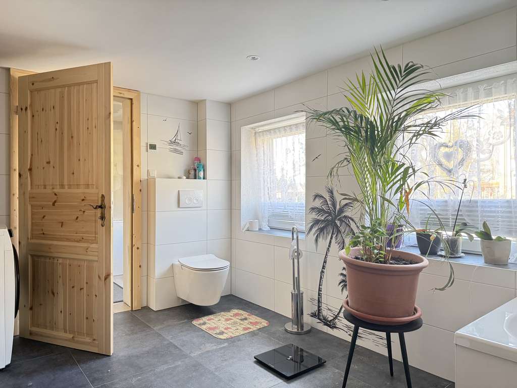 Immobilie in Kalbe (Milde) - SCHÖNES TEILSANIERTES ANWESEN - Bild 4