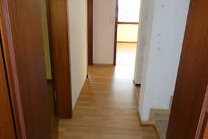 Reihenhaus mit viel Platz und Ausbaumöglichkeit,  voll unterkellert, Garage, gute, ruhige SW- Lage. – Steinburg (Kreis) – Vorschaubild 25