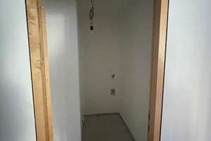 Geräumige 3-Zimmer-Wohnung mitten in Stuttgart zu vermieten – Friedrichstraße 7, 70174 Hauptbahnhof, Stuttgart – Vorschaubild 9