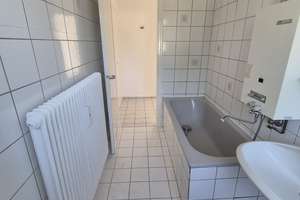 Alltagstaugliche 3-Zimmer-Wohnung in Salzgitter-Lebenstedt in Seenähe – 38226 Lebenstedt, Salzgitter – Vorschaubild 14