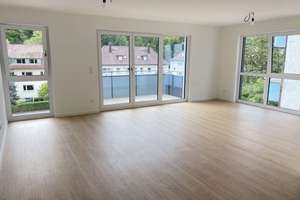 ***Hochwertige 2,5-Zi.-Wohnung mit offener Küche, Balkon und TG-Stellplatz in Stuttgart-Botnang*** – Die vollständige Adresse der Immobilie erhältst du vom Anbieter., 70195 Botnang-Süd, Stuttgart – Vorschaubild 2