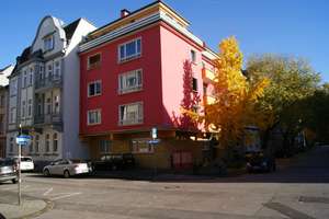 Sonnige, hochwertig sanierte Wohnung mitten im Wasserviertel