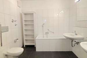 Marienburg | Großzügige 3-Zimmer Wohnung mit großem Balkon und TG-Stellplatz – Die vollständige Adresse der Immobilie erhältst du vom Anbieter., 50968 Marienburg, Köln – Vorschaubild 32