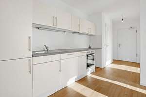 2 Zimmer mit EBK, Aufzug und sonnigem Balkon   – Allee der Kosmonauten 25a, 10315 Lichtenberg (Ortsteil), Berlin – Vorschaubild 4
