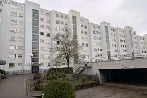 Vollständig renovierte Wohnung mit drei Zimmern sowie Balkon und Einbauküche in Salzgitter – Kurt-Schuhmacher-Ring 23, 38228 Lebenstedt, Salzgitter – Vorschaubild 9