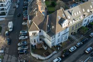 Seltene Gelegenheit: Einfamilienhaus mit Entwicklungspotenzial in Oberkassel