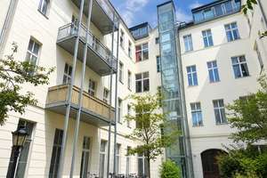 Friedenau: Bezugsfreie, wunderschöne ca. 152 m² Altbau-Wohnung mit Balkon + 75 m² vermieteter Anteil – Die vollständige Adresse der Immobilie erhältst du vom Anbieter., 12159 Friedenau, Berlin – Vorschaubild 19