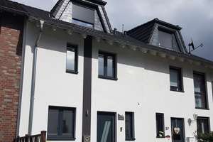 Exklusives Wohnen mit hochwertiger Ausstattung, PV&Wallbox, Pool und mit Blick auf den Kölner Dom – In der Fuchshöhle 57a, 50226 Frechen – Vorschaubild 2