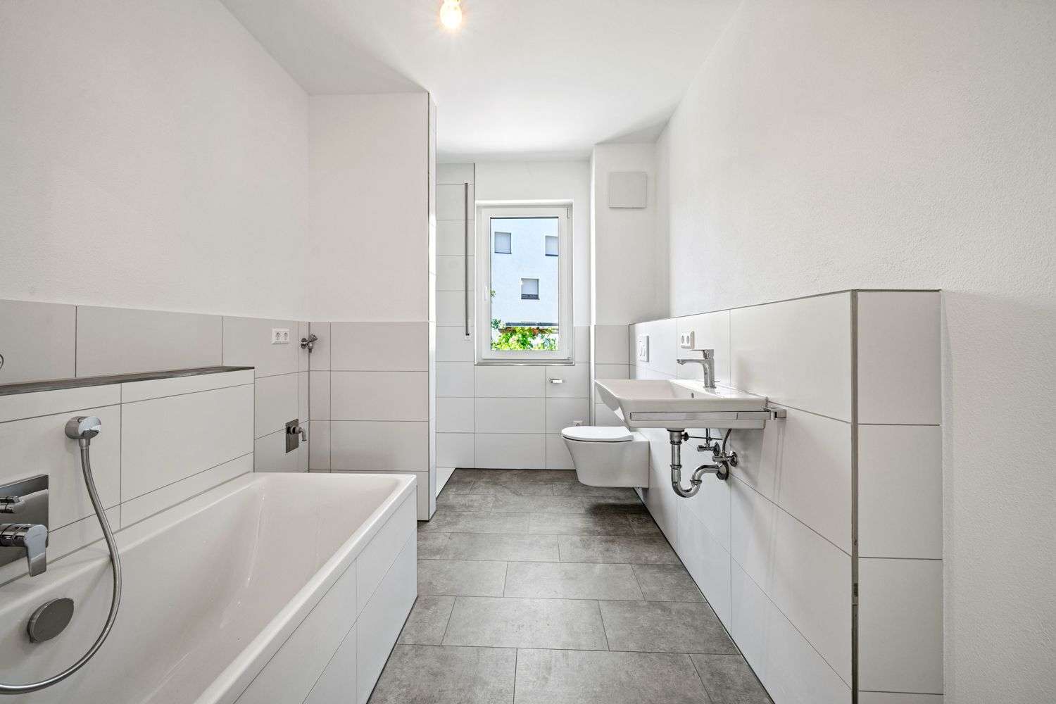 Immobilie in Achstetten - Komfortabel & lichtdurchflutet: Schwellenlose EG-Wohnung mit Garten in Achstetten - Bild 2