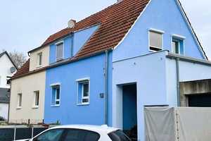 Modernisierte * freundliche DHH auf gepflegtem  eingewachsenem  GRD* in bevorzugte Wohngegend* – Erfaweg 1D2, 63071 Offenbach am Main – Vorschaubild 1