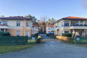 Eigener Garten!! 3-Zimmerwohnung im Zweifamilienhaus mit Fußbodenheizung, 2 Bädern & PKW-Stellplatz – Wildeberstraße 38c, 14480 Am Stern, Potsdam – Vorschaubild 3