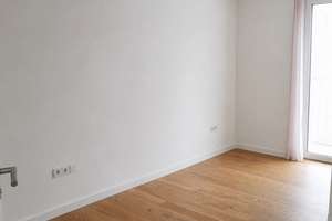 Modernes Reihenendhaus mit 3 Terrassen & Garten – ideal für Familien & Expats – Hindenburgstraße 12, 71263 Weil der Stadt – Vorschaubild 16