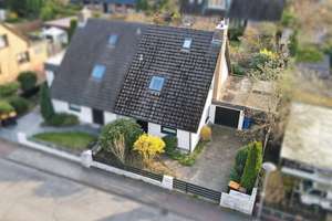 Familienfreundliche Doppelhaushälfte mit Garage, Carport und schönem Garten in Henstedt-Rhen – Die vollständige Adresse der Immobilie erhältst du vom Anbieter., 24558 Henstedt-Ulzburg – Vorschaubild 3
