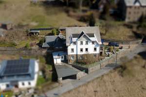 Tolles Zweifamilienhaus mit Blick ins Grüne! – Die vollständige Adresse der Immobilie erhältst du vom Anbieter., 8359 Breitenbrunn/Erzgebirge – Vorschaubild 3