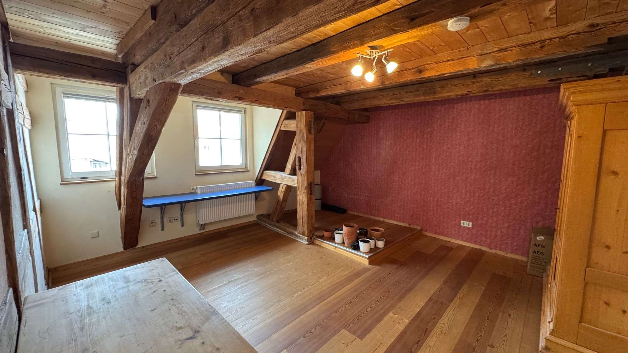 Immobilie in Eutingen im Gäu - Saniertes Wohnhaus mit Charme, Garage, großer Scheune und viel Platz für die Familie - Bild 8