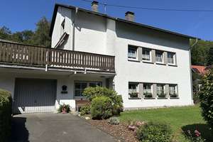 VR Immo: Siegen-Bürbach; Großes Haus, großes Grundstück, viele Möglichkeiten! – 57074 Bürbach, Siegen – Vorschaubild 2