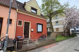 Attraktives Reihenendhaus mit Garten in Bremen-Huchting – Die vollständige Adresse der Immobilie erhältst du vom Anbieter., 28201 Huckelriede, Bremen – Vorschaubild 2