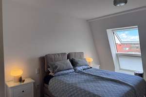 UNTERVERMIETUNG Untergiesing (08.2026)- (01.2027)-Möbliert-Dachgeschoss-Wohnung in München – Winterstraße 4, 81543 Untergiesing, München – Vorschaubild 9