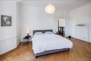 Möbliert: Schöne 2-Zimmer Wohnung im denkmalgeschützten Altbau – Die vollständige Adresse der Immobilie erhältst du vom Anbieter., 80638 Nymphenburg, München – Vorschaubild 4