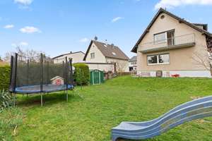Neuer Preis! Geschmackvoll saniertes Einfamilienhaus mit Traumgarten in Rheinbacher Toplage – Die vollständige Adresse der Immobilie erhältst du vom Anbieter., 53359 Rheinbach – Vorschaubild 40