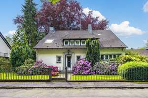 Stadtnah wohnen und Natur genießen: Ihr Zuhause zwischen Köln und Düsseldorf – Die vollständige Adresse der Immobilie erhältst du vom Anbieter., 51379 Opladen, Leverkusen – Vorschaubild 3