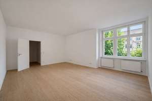 Best of City-West: Stuck, Style & Großstadtromantik – Eislebener Str. 3, 10789 Charlottenburg, Berlin – Vorschaubild 7