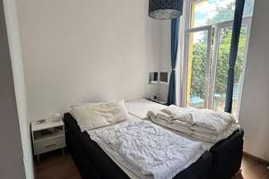 Voll möblierte 2-Zimmer-EG-Wohnung mit Terrasse in Berlin-Treptow – Uninähe, ab 01.09.2026 – Slabystraße 3, 12459 Oberschöneweide, Berlin – Vorschaubild 1