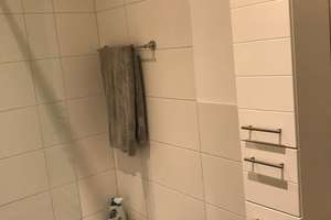 Lichtdurchflutete 2-Zimmer-DG-Wohnung mit Sonnenbalkon am Rhein – Die vollständige Adresse der Immobilie erhältst du vom Anbieter., 53179 Rüngsdorf, Bonn – Vorschaubild 5