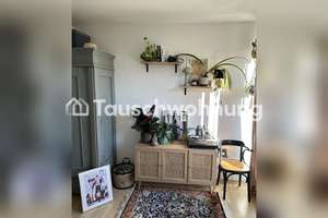 Tauschwohnung: Suchen größere Wohnung zum Tausch von 2 1-Zimmer Wohnungen