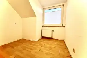 *Handwerkerhaus mit Einliegerwohnung* *Renditeobjekt*Altbau* – Wilhelmshaven – Vorschaubild 16