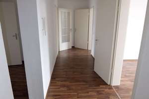Anger Crottendorf - schöne kleine 3-Raumwohnung mit toller Einbauküche und Tageslichtbad – Zweinaundorfer Straße 65, 4318 Anger-Crottendorf, Leipzig – Vorschaubild 5